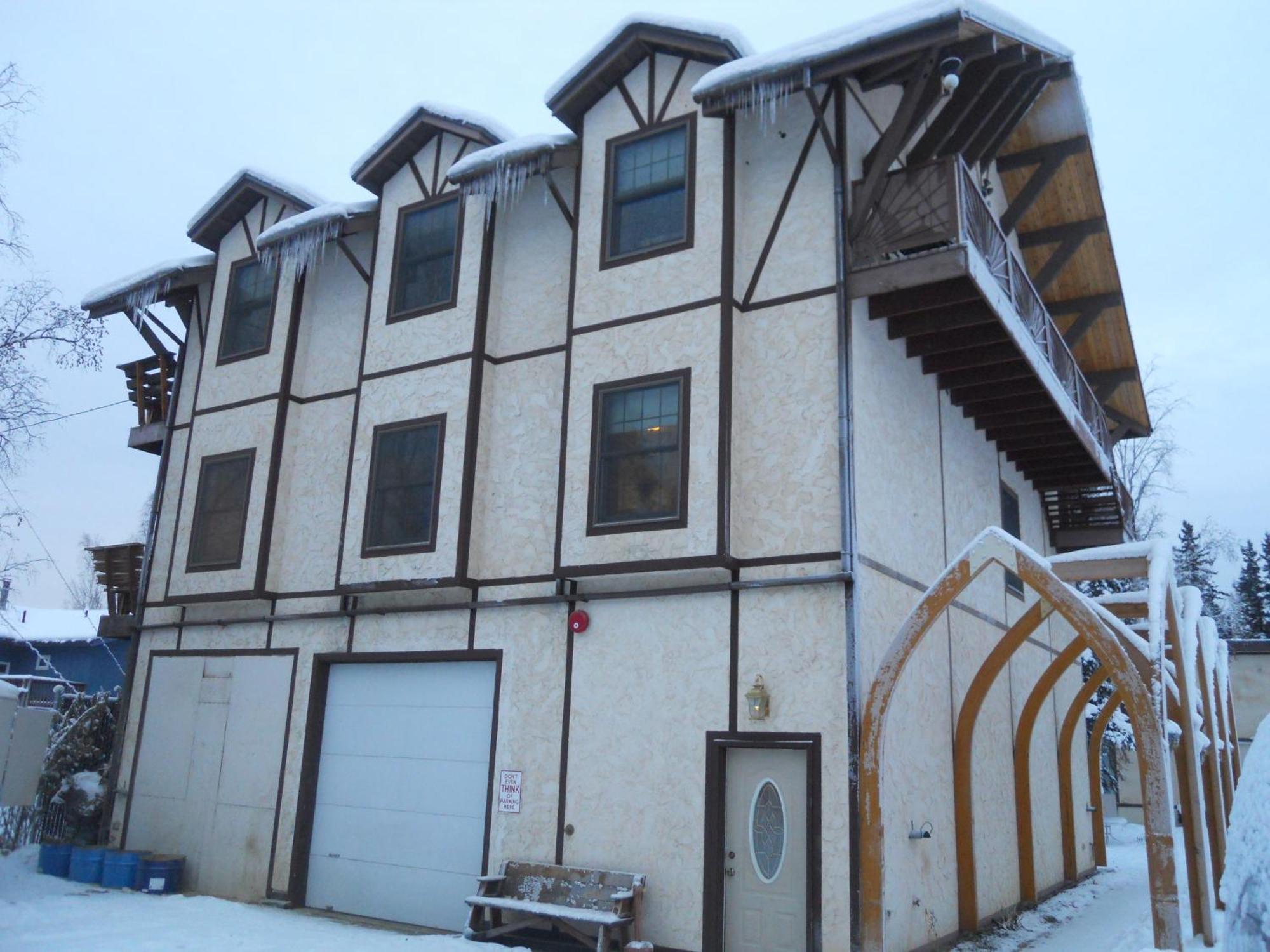 Abbey Archway Inn Fairbanks Bagian luar foto