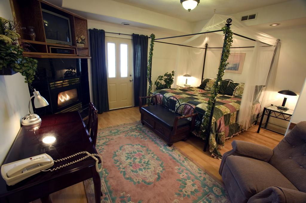 Abbey Archway Inn Fairbanks Bagian luar foto